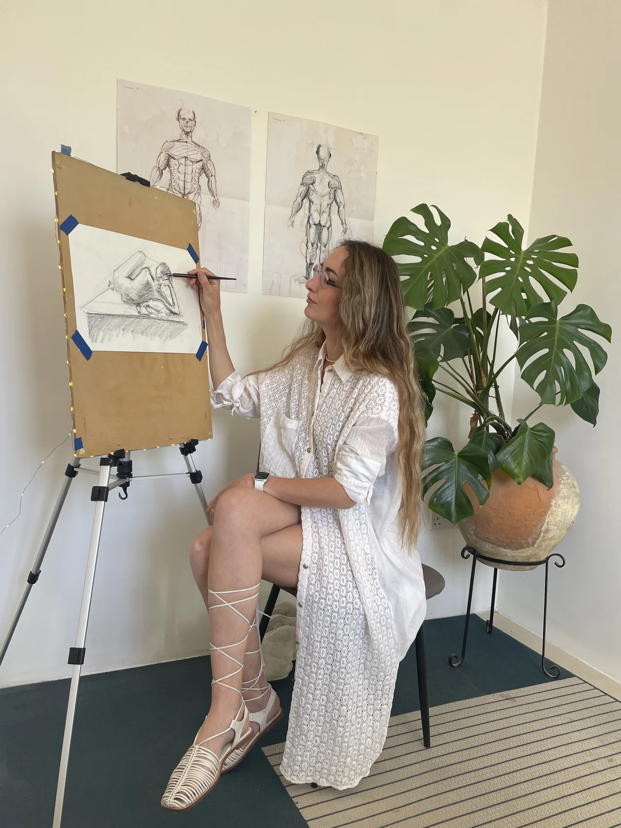 Sveta Dietrich at the easel in her studio